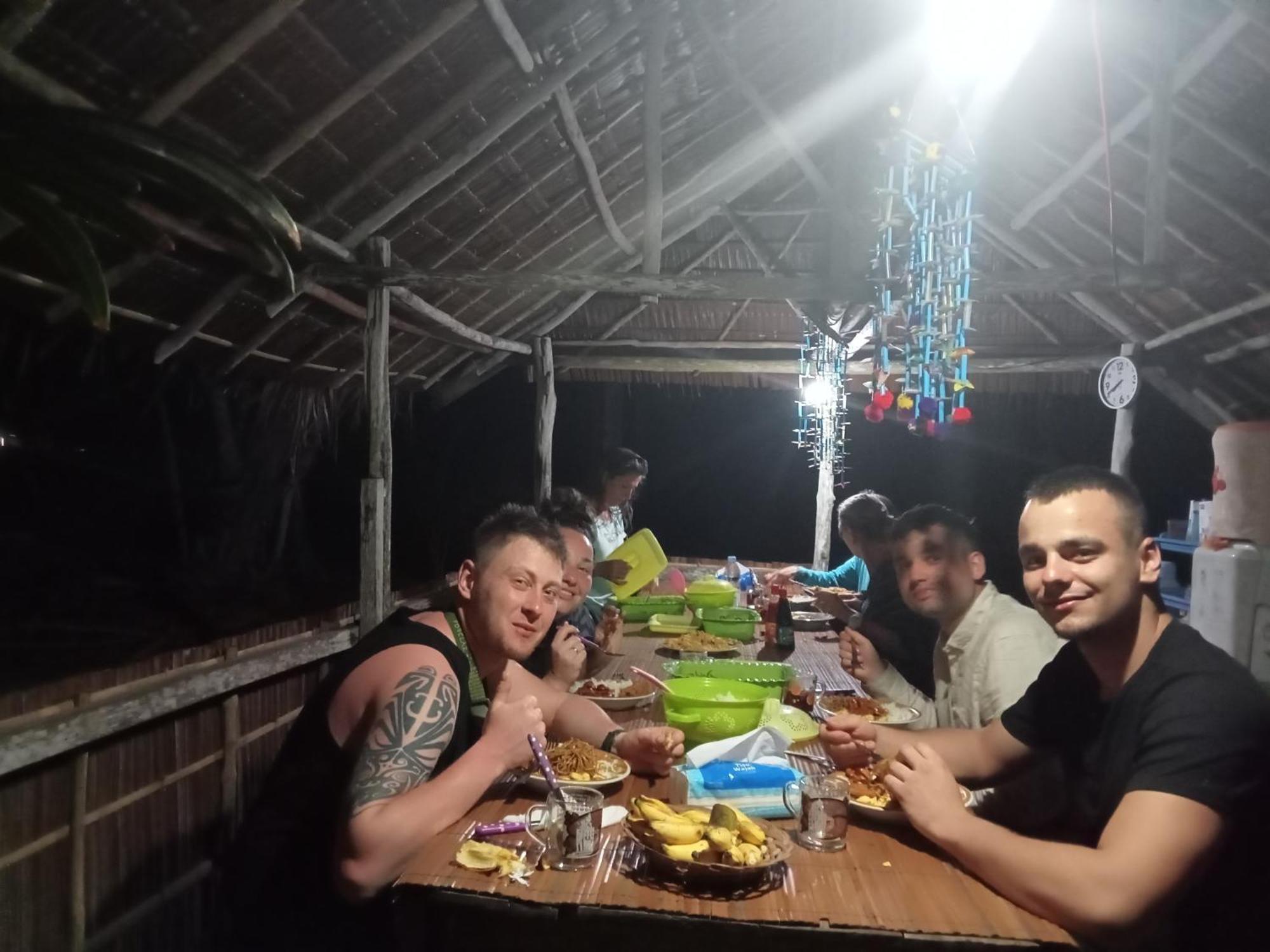 Ransiwor Homestay Kri Ngoại thất bức ảnh