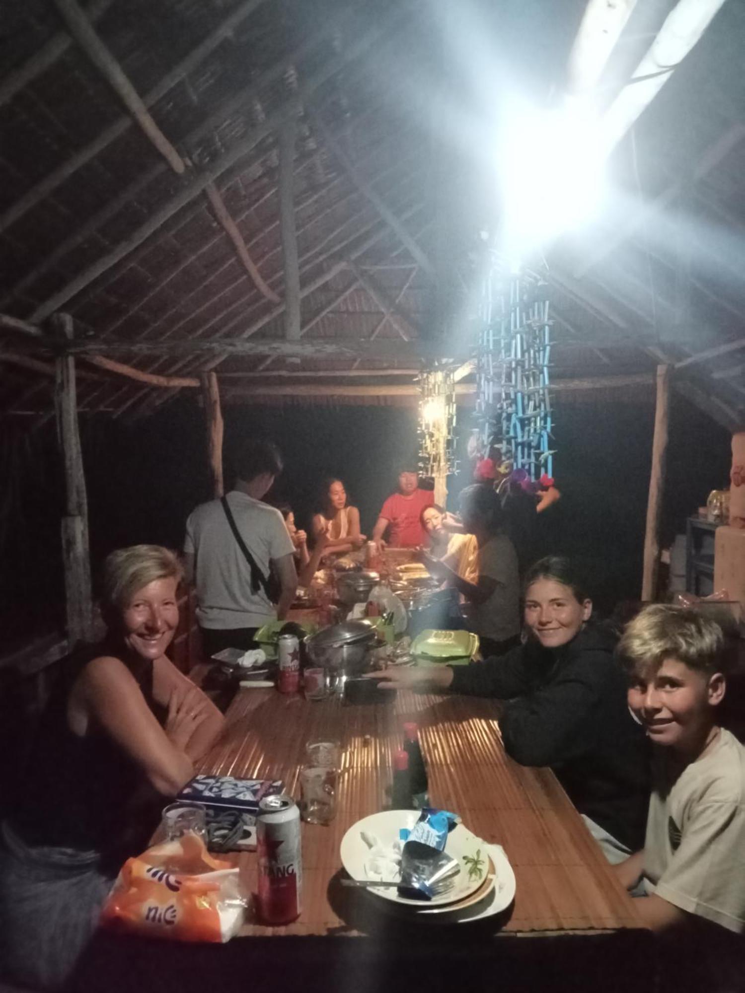 Ransiwor Homestay Kri Ngoại thất bức ảnh