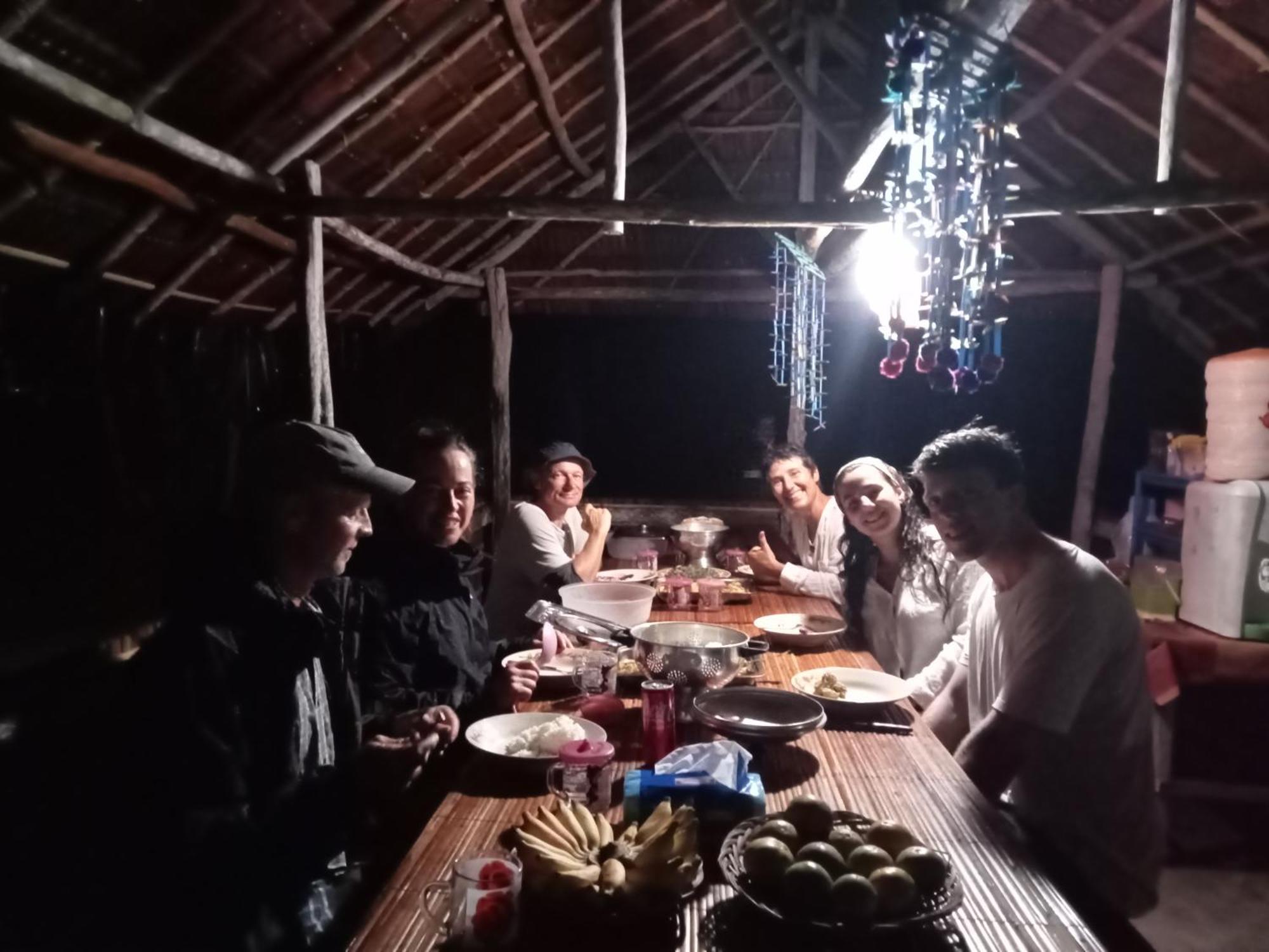 Ransiwor Homestay Kri Ngoại thất bức ảnh