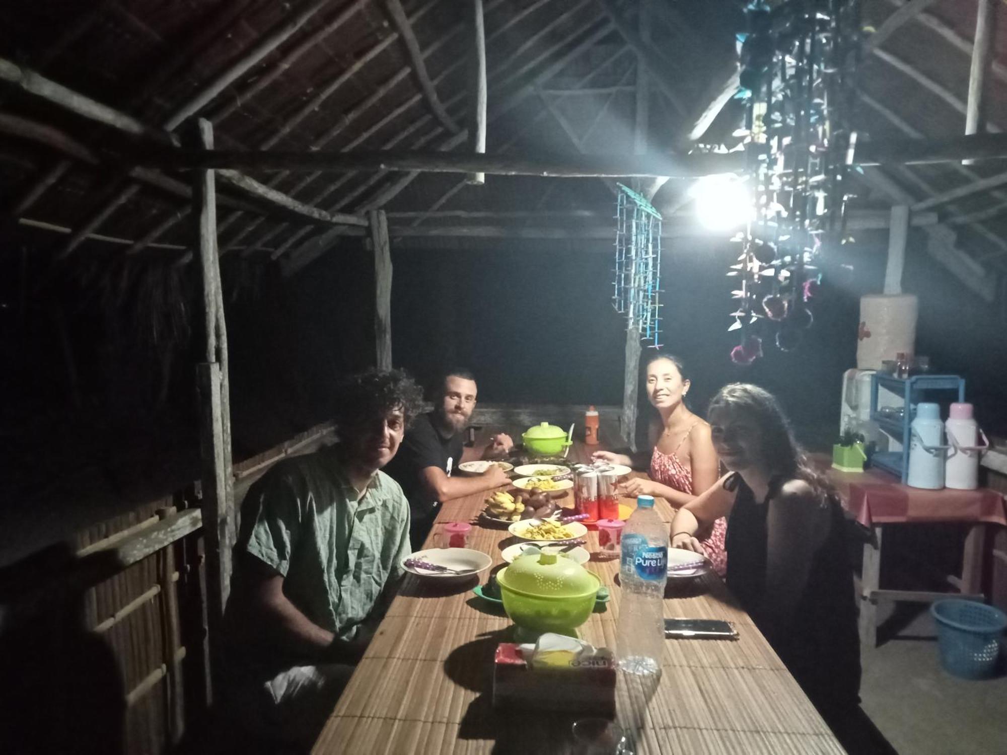 Ransiwor Homestay Kri Ngoại thất bức ảnh