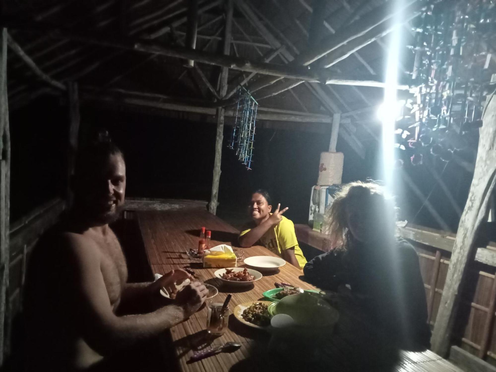 Ransiwor Homestay Kri Ngoại thất bức ảnh