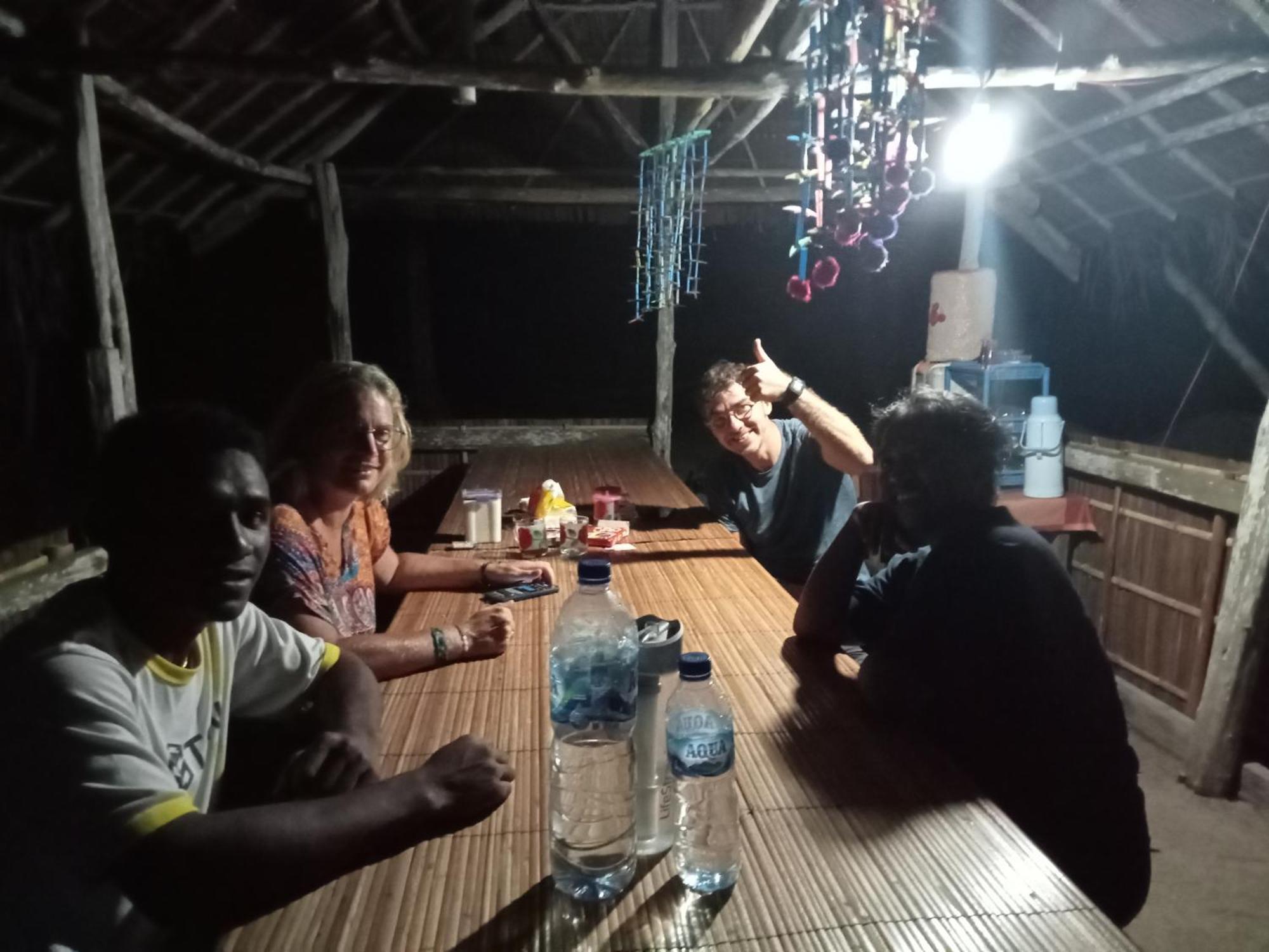Ransiwor Homestay Kri Ngoại thất bức ảnh
